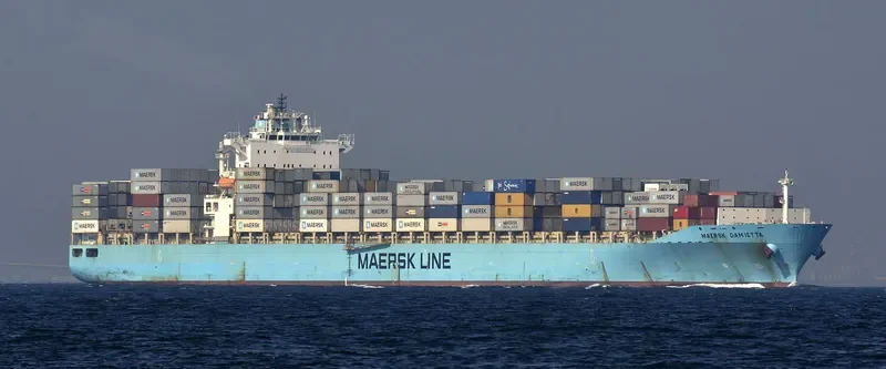 MEMPHIS Container Ship IMO 9348675 photo 2