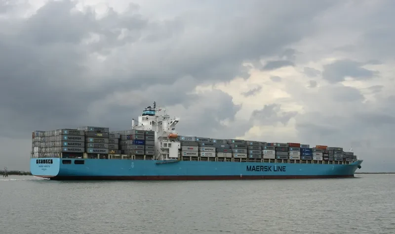 MEMPHIS Container Ship IMO 9348675 photo 5