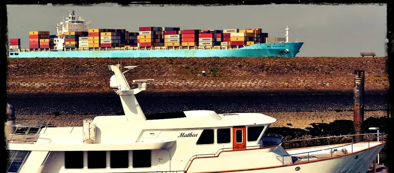 FOS EXPRESS Container Ship IMO 9348699 photo 8