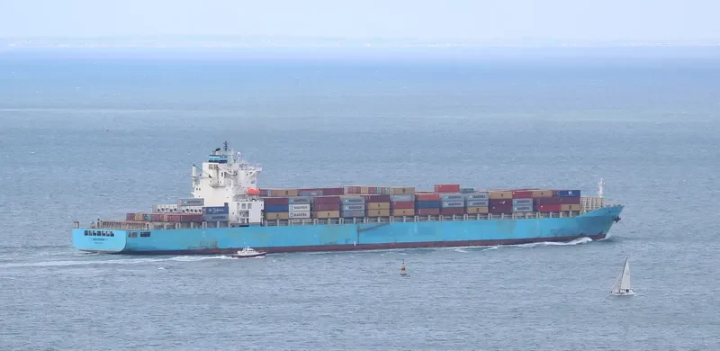 FOS EXPRESS Container Ship IMO 9348699 photo 9