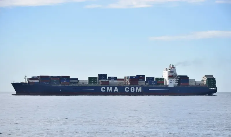 CMA CGM FLORIDA Container Ship IMO 9348704 photo 6