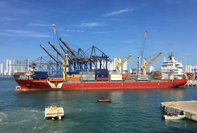 CARIBBEAN EXPRESS Container Ship IMO 9348986 photo 2