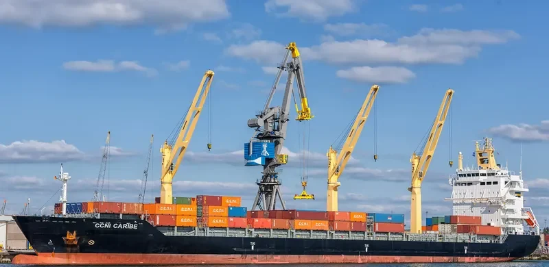 CARIBBEAN EXPRESS Container Ship IMO 9348986 photo 8