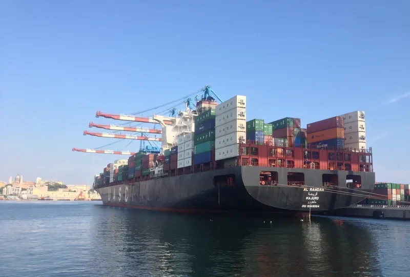 HUDSON EXPRESS Container Ship IMO 9349564 photo 9