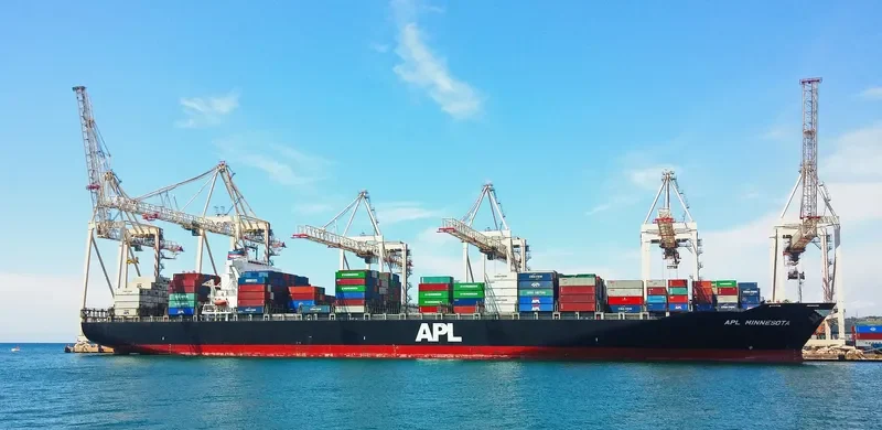 APL MINNESOTA Container Ship IMO 9350018 photo 6