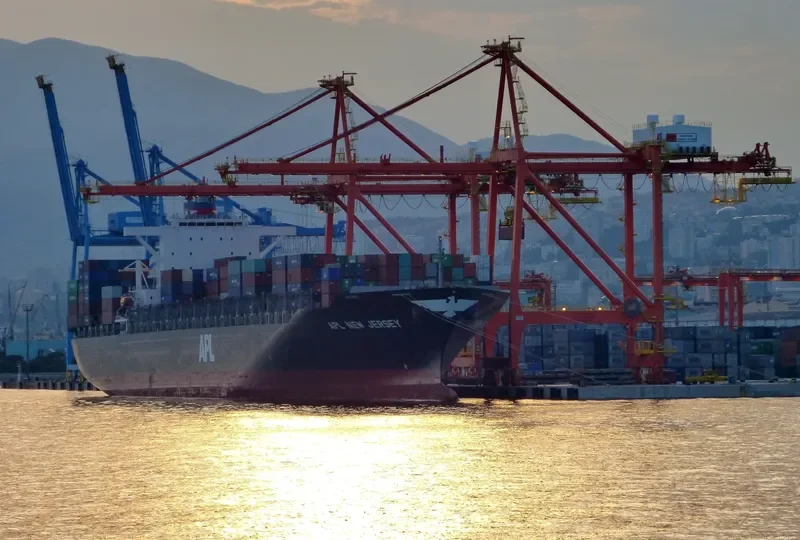 APL NEW JERSEY Container Ship IMO 9350020 photo 7