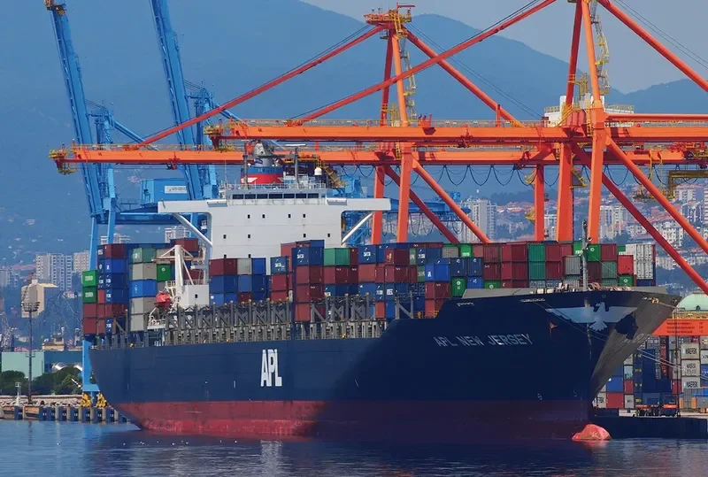 APL NEW JERSEY Container Ship IMO 9350020 photo 8