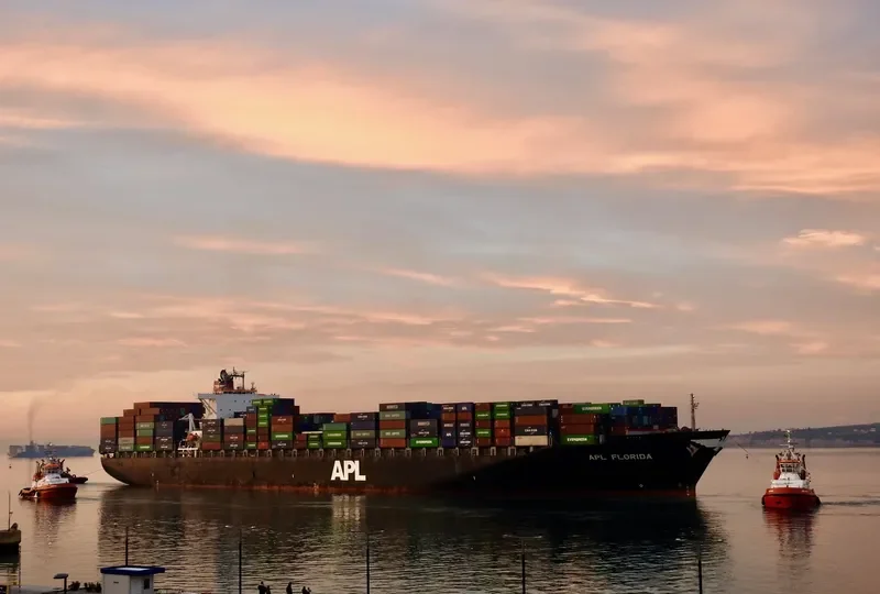 APL FLORIDA Container Ship IMO 9350032 photo 4