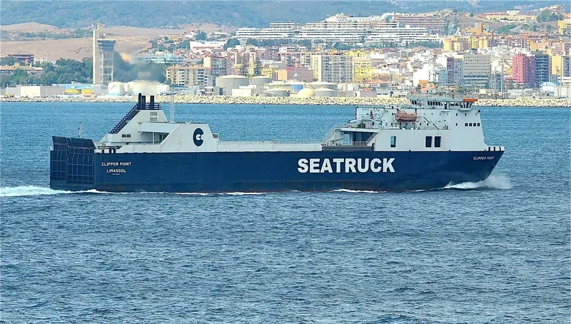 CLIPPER POINT Ro-Ro IMO 9350666 photo 10
