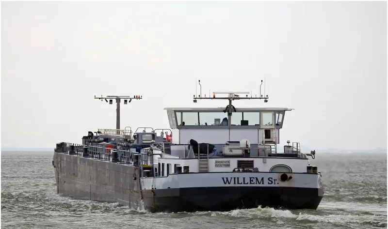 WILLEM SR. Tanker IMO 9350941 photo 6