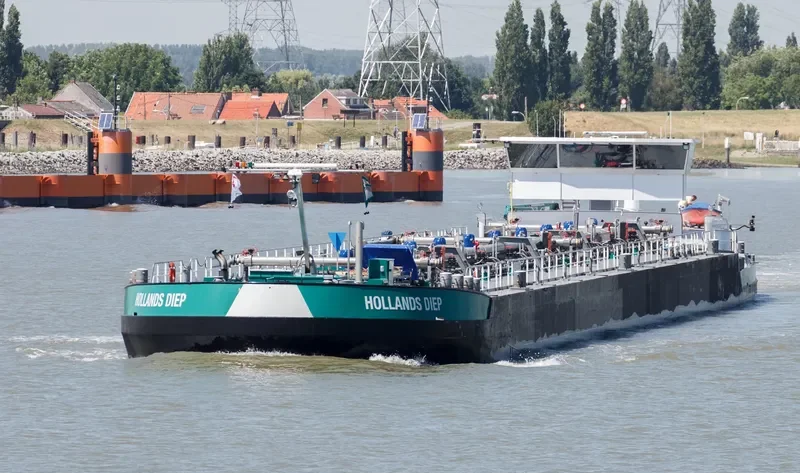 HOLLANDS DIEP Tanker IMO 9350965 photo 9