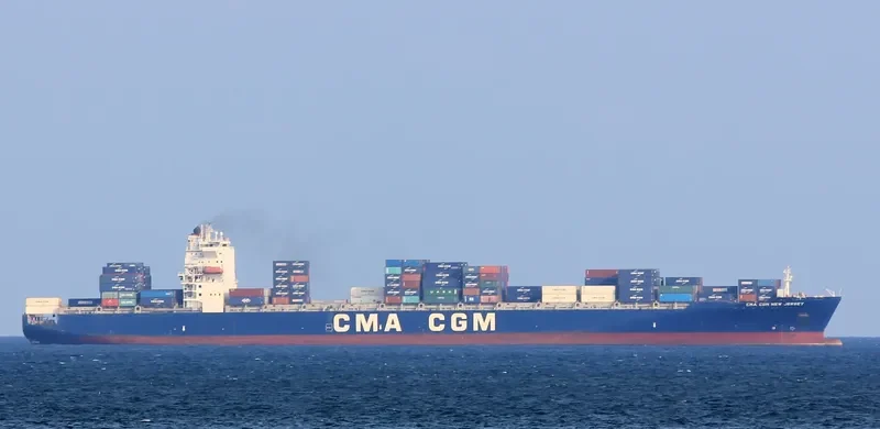 CMA CGM NEW JERSEY Container Ship IMO 9351141 photo 4