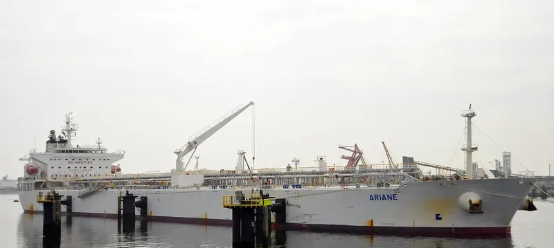 ARIANE Tanker IMO 9351464 photo 3
