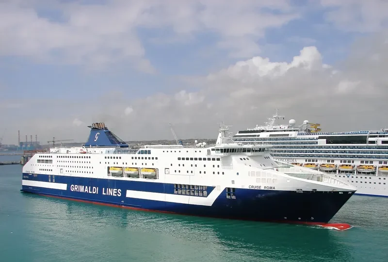 CRUISE ROMA Ro-Ro IMO 9351476 photo 6
