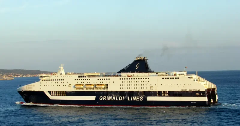 CRUISE BARCELONA Ro-Ro IMO 9351488 photo 5