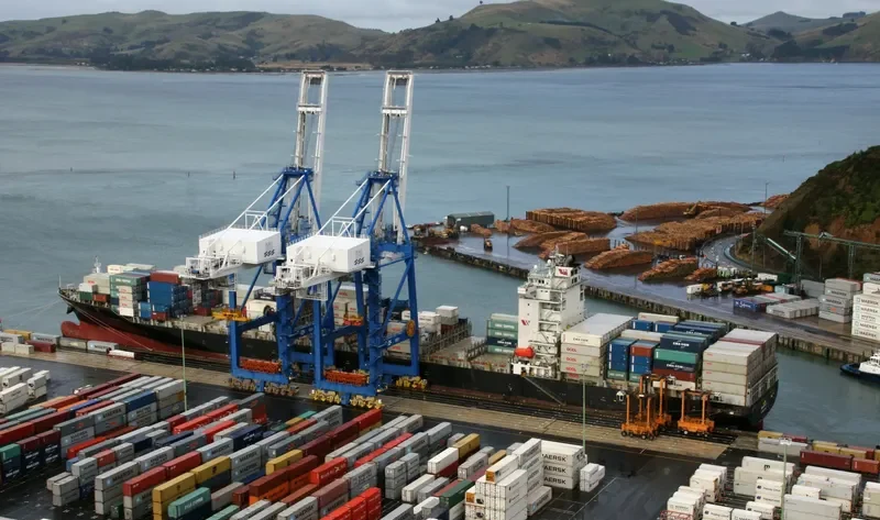 SEASPAN FRASER Container Ship IMO 9351608 photo 6