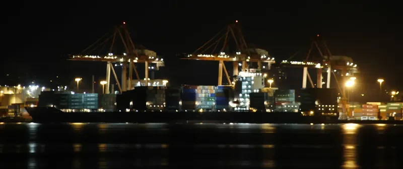 SEASPAN FRASER Container Ship IMO 9351608 photo 9