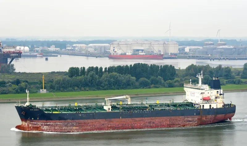 NAVE EQUINOX Tanker IMO 9351634 photo 6