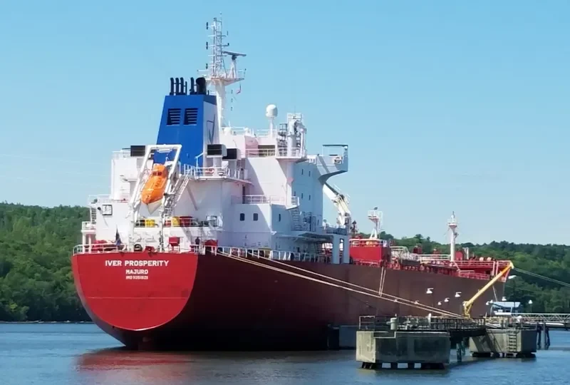 IVER PROSPERITY Tanker IMO 9351921 photo 10