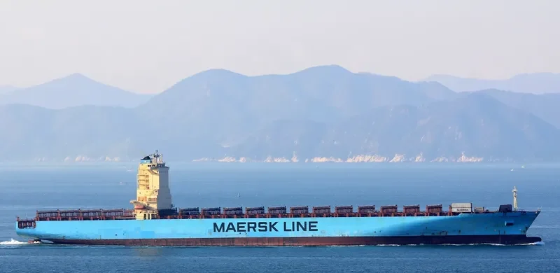MAERSK STEPNICA Container Ship IMO 9352004 photo 3
