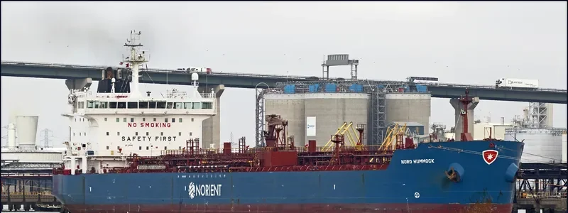 LUGANO Tanker IMO 9352195 photo 5