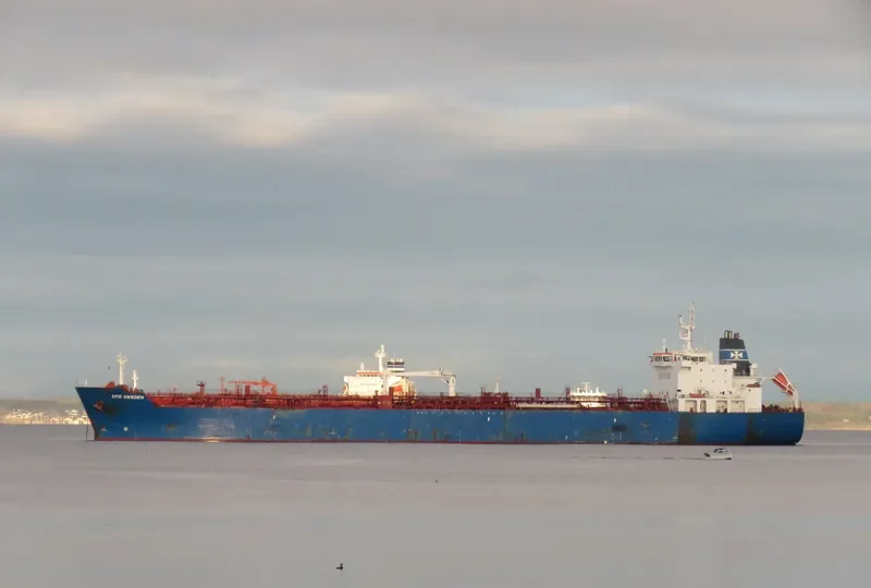 DALE Tanker IMO 9353084 photo 3