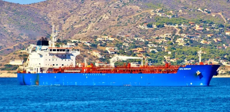 LOUIE Tanker IMO 9353113 photo 3
