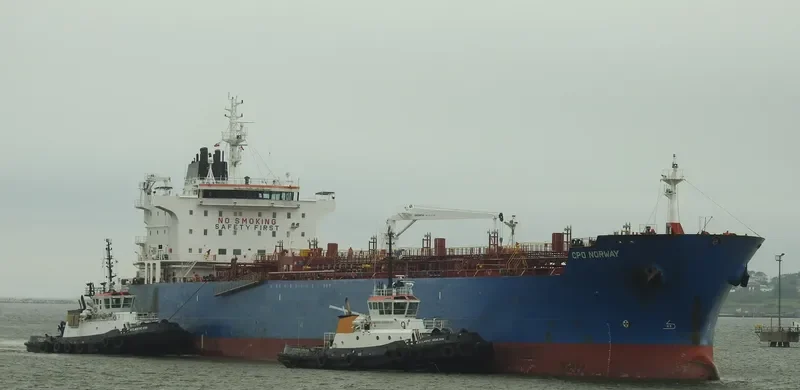 LOUIE Tanker IMO 9353113 photo 4