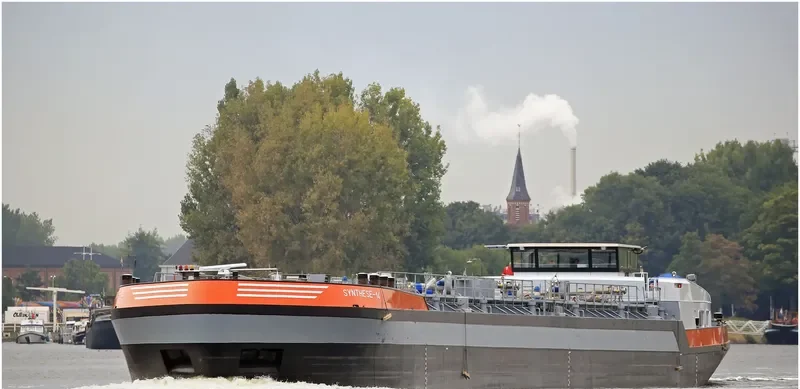 SYNTHESE 14 Tanker IMO 9353503 photo 2