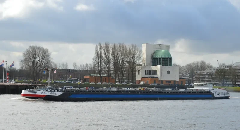 TOLERANTIE Tanker IMO 9353515 photo 9