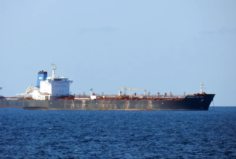 OVERSEAS NEW YORK Tanker IMO 9353541 photo 3