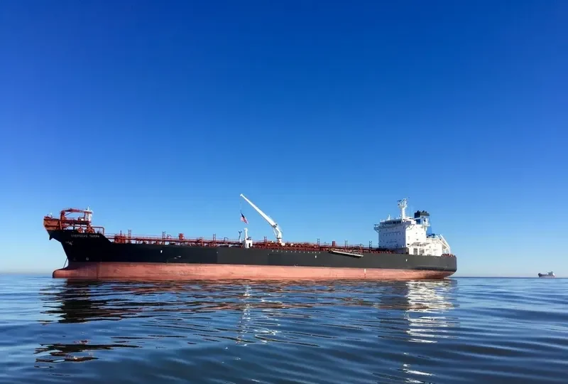 OVERSEAS TAMPA Tanker IMO 9353606 photo 3