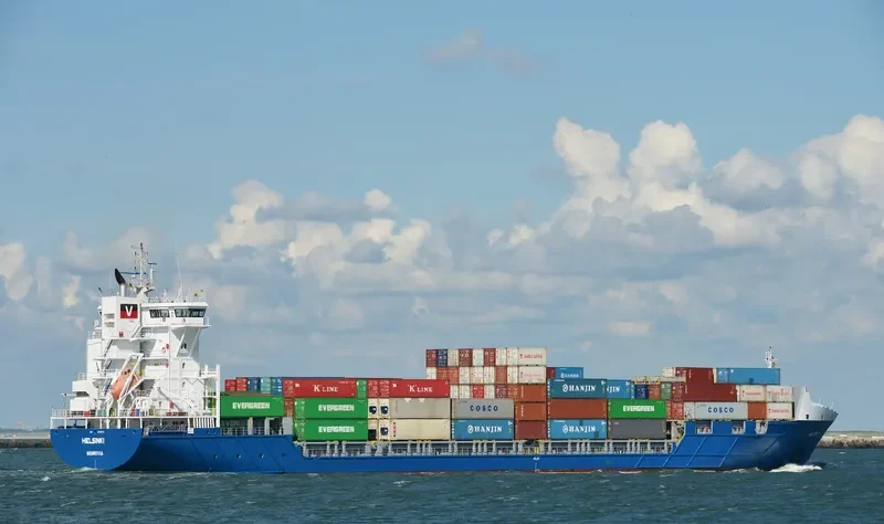 LOLA B Container Ship IMO 9353723