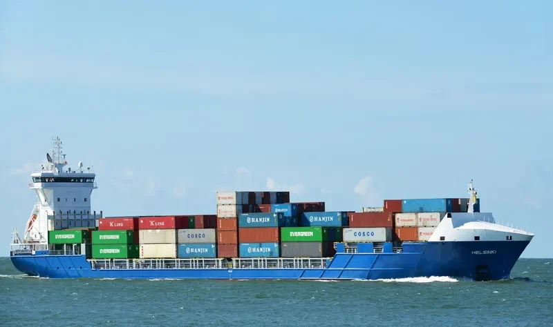 LOLA B Container Ship IMO 9353723 photo 2