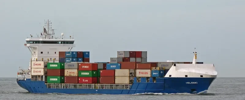 LOLA B Container Ship IMO 9353723 photo 8