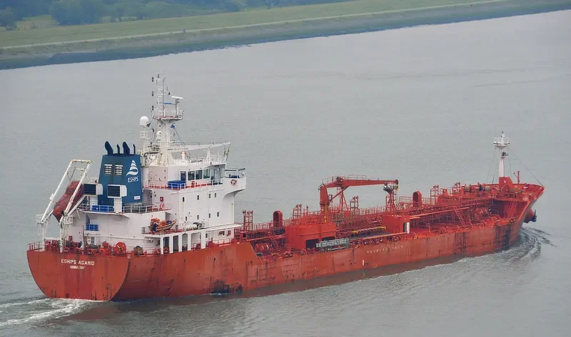 ESHIPS AGAMID Tanker IMO 9353864 photo 6