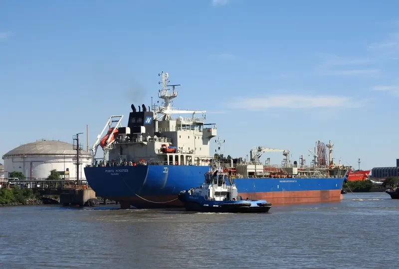 PUNTA MOGOTES Tanker IMO 9353890 photo 3