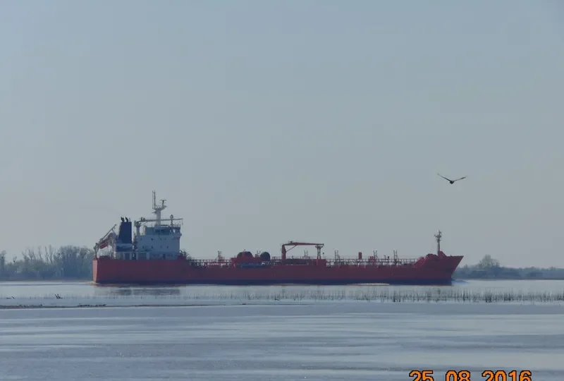 PUNTA MOGOTES Tanker IMO 9353890 photo 10