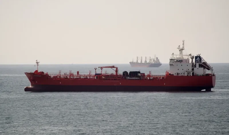 ESHIPS EAGLE Tanker IMO 9353905 photo 7