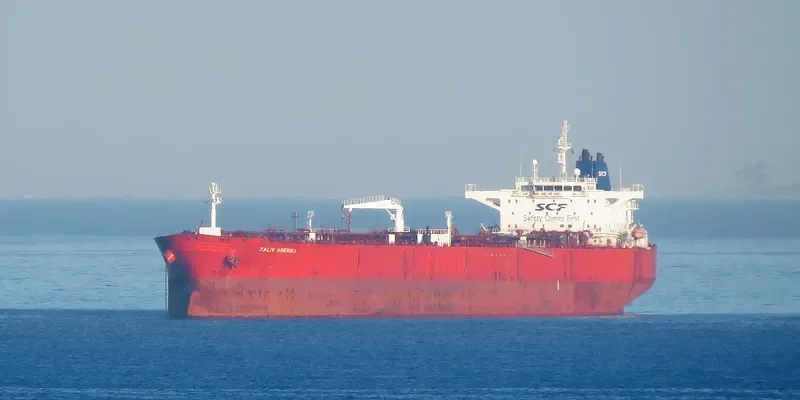ZALIV AMERIKA Tanker IMO 9354301 photo 4