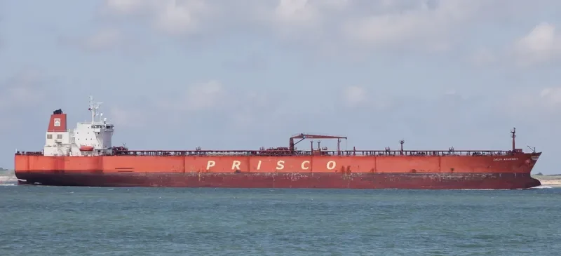 ZALIV AMURSKIY Tanker IMO 9354313 photo 4