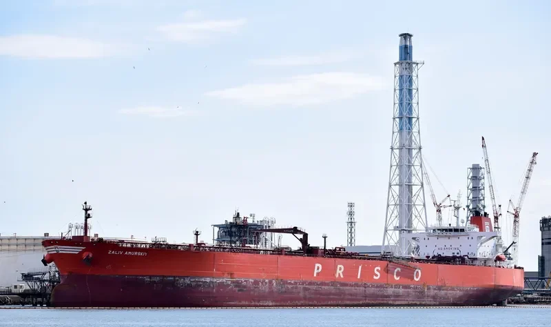 ZALIV AMURSKIY Tanker IMO 9354313 photo 5
