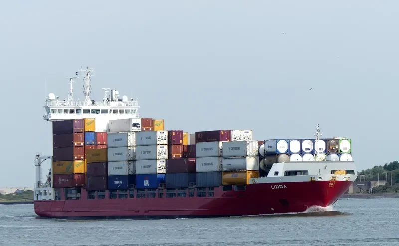 LINDA Container Ship IMO 9354325 photo 3