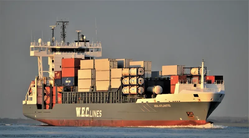 ARA ATLANTIS Container Ship IMO 9354375 photo 9