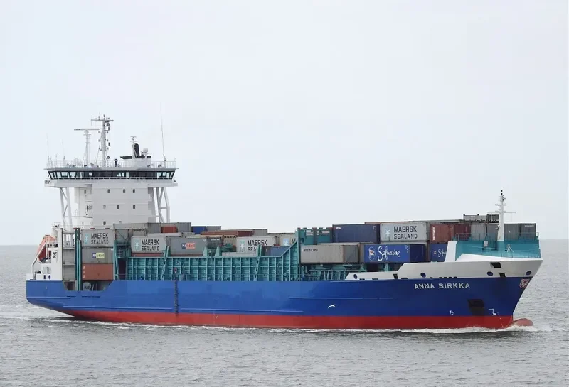 JSP ANNA Container Ship IMO 9354454 photo 6