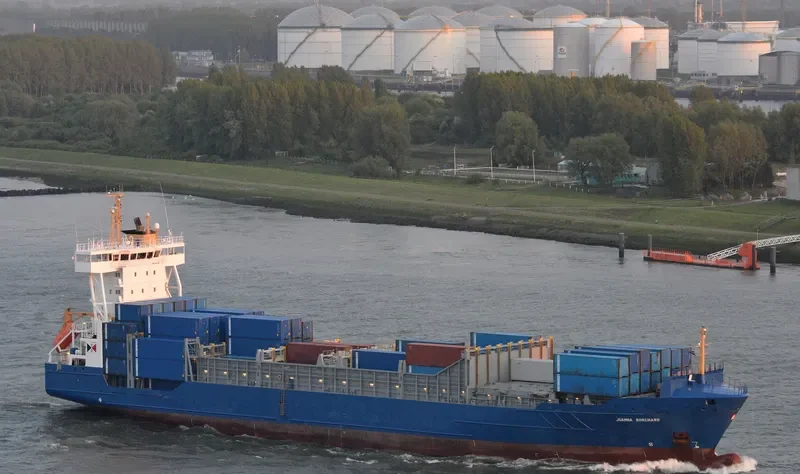 JSP ANNA Container Ship IMO 9354454 photo 7