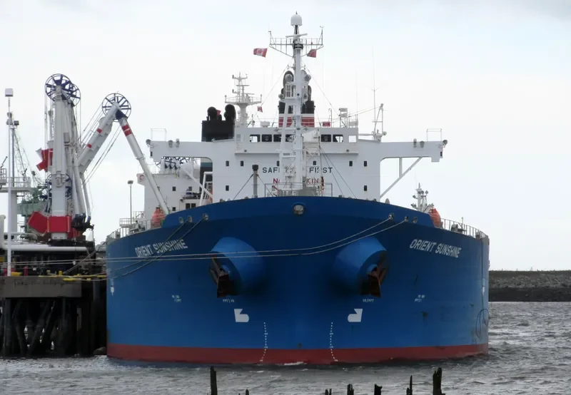 ANHONA Tanker IMO 9354521 photo 2