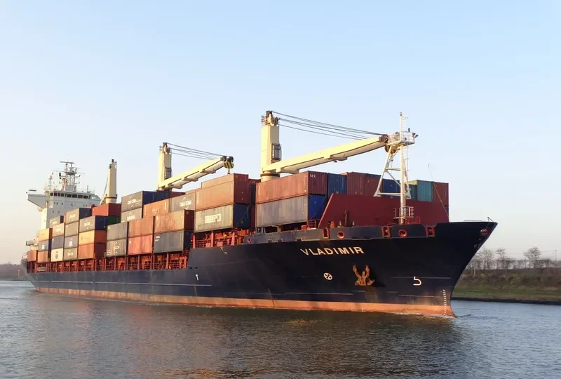 CAPITAINE TASMAN Container Ship IMO 9354533 photo 3