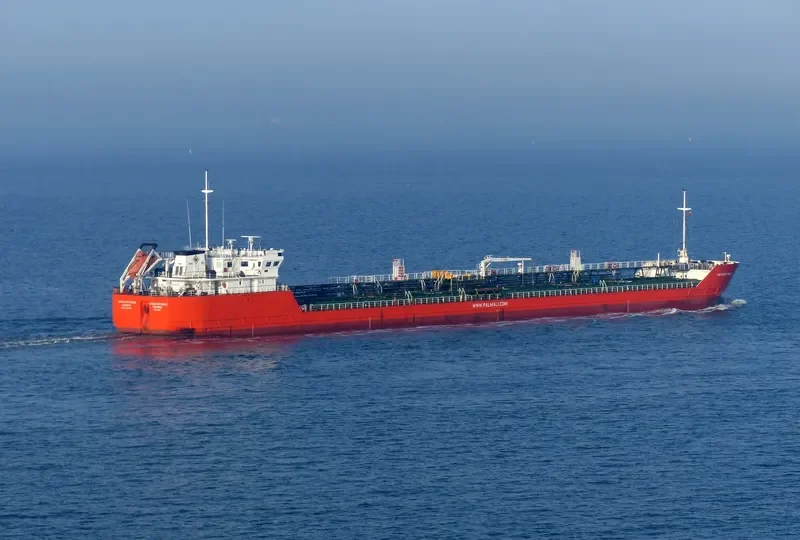 FLURA Tanker IMO 9354636 photo 3