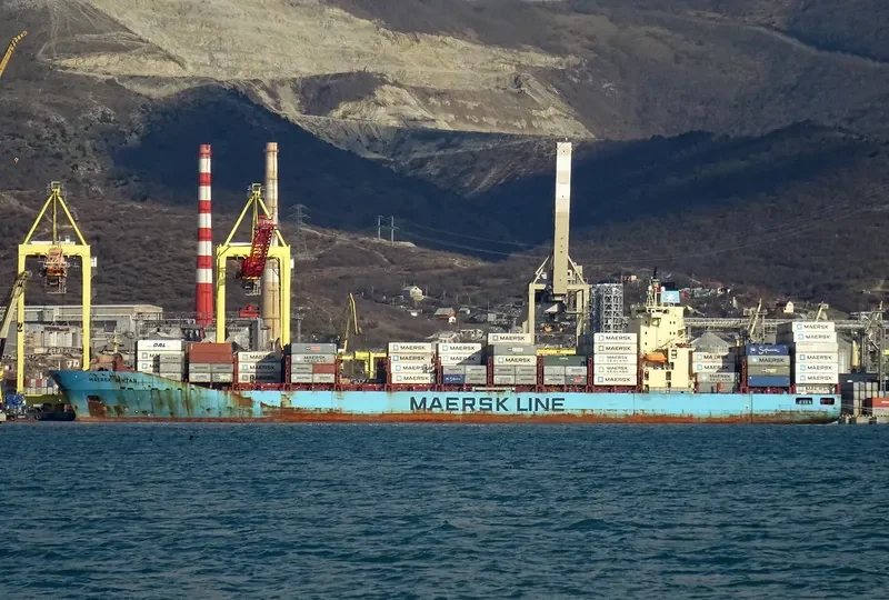MAERSK BINTAN Container Ship IMO 9355288